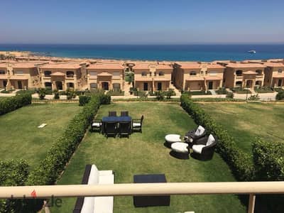 At the old price, a finished chalet ready for viewing, 3 bedrooms for sale, direct sea view in La Vista Ain Sokhna.