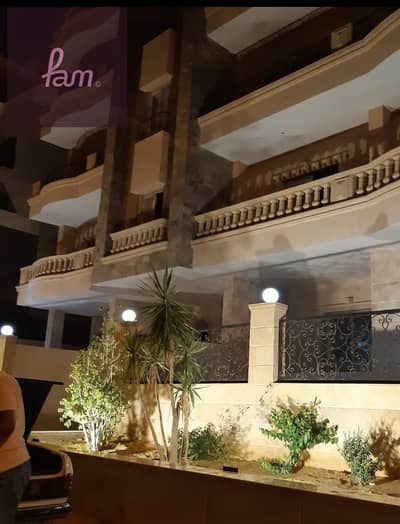 شقة مميزة | على بعد دقيقة واحدة من شارع التسعين