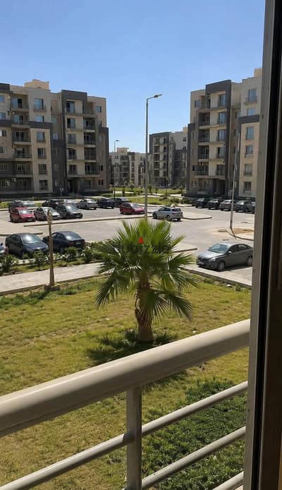  شقة للبيع في كمبوند دار مصر القرنفل بسعر لقطة