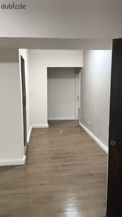 Apartment for rent with kitchen elevated ground floor main street suitable for all purposes and companies administrative Sheikh Zayed