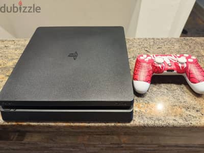 PS4 SLIM للبيع
