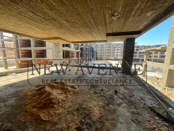 مبنى متشطب بالكامل بمساحة ١٥٠٨ متر للبيع فى park vie (up wyde) golden square التجمع الخامس القاهرة الجديدة