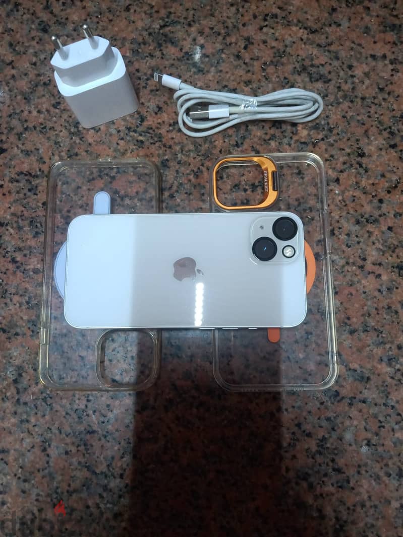 iPhone 13 100% B 2