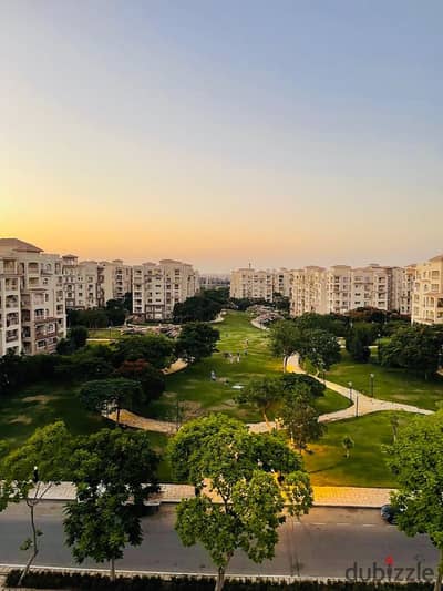Apartment for sale in Madinaty 135 sqm 3 bedrooms 2 bathrooms super-lux finishing wide garden view with air conditioning and water heaters and kitchen area B1 distinguished
