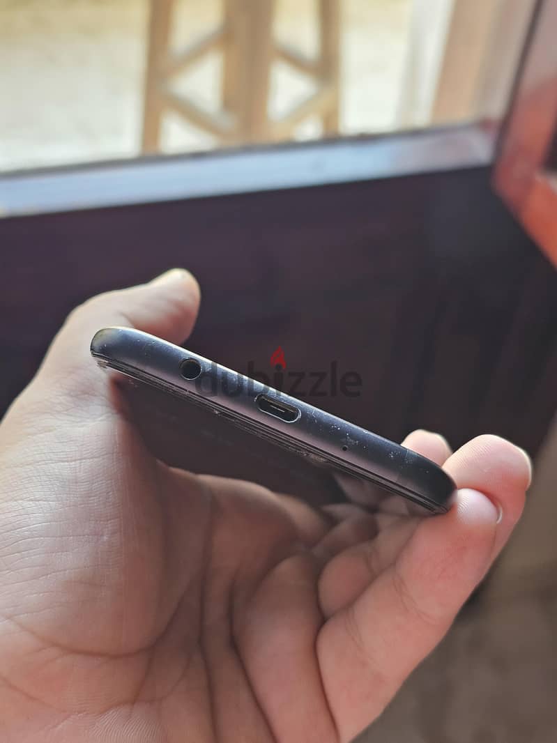 Samsung J7 pro 4