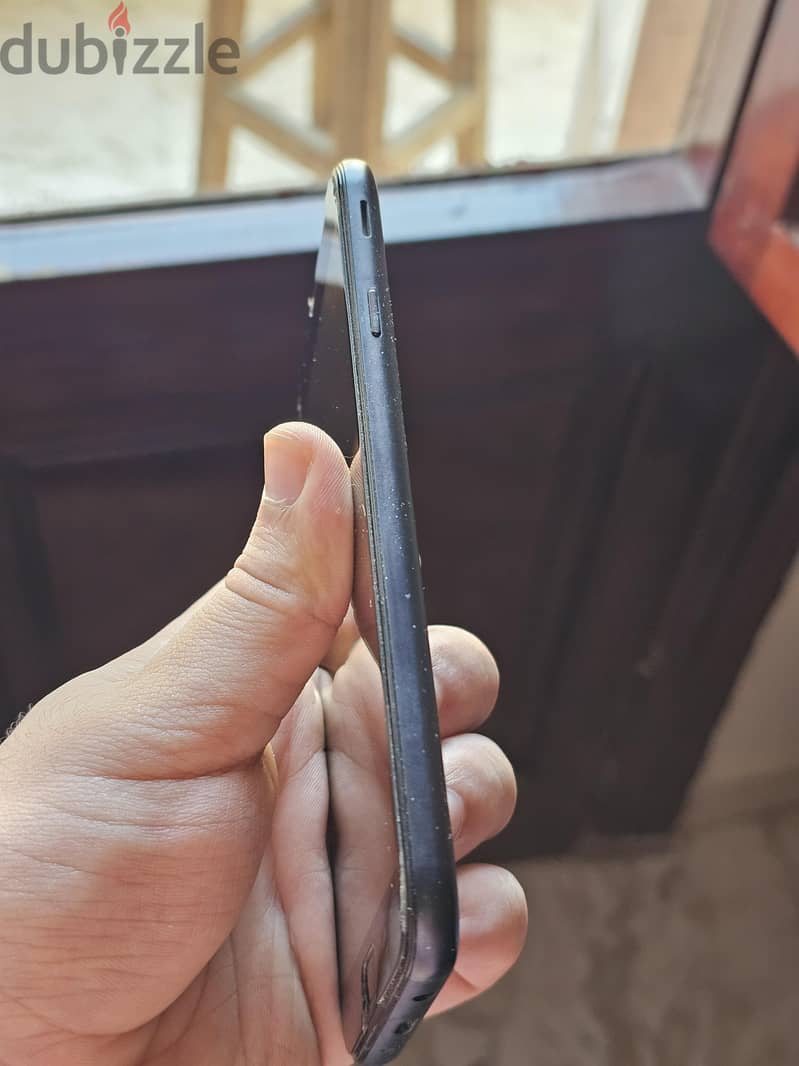 Samsung J7 pro 5