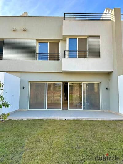 Luxury villa for sale in The Crown Palm Hills next to Al Jazeera Club and Golf Views