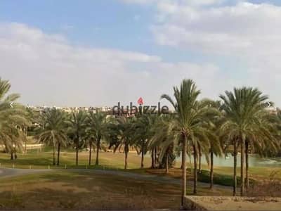 فيلا 1200 م ترى الجولف ب حمام سباحة مفروشة للايجار في قطامية ديونز