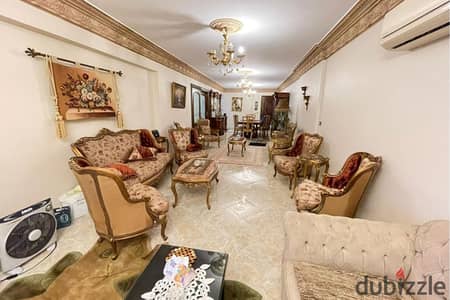 شقة للبيع في سموح ةشارع فوزي معاذ  فيو مفتوح 200 متر