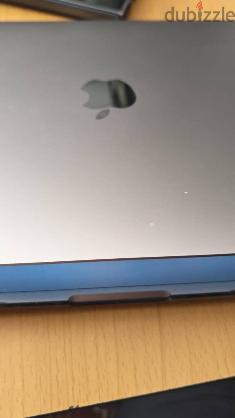 Macbook Pro 2019 touch bar 5
