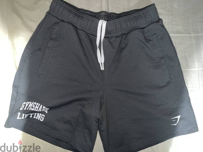 New Gymshark Shorts Size Small 2