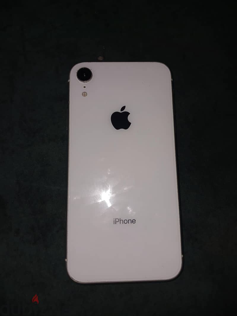 Apple - iPhone XR 3