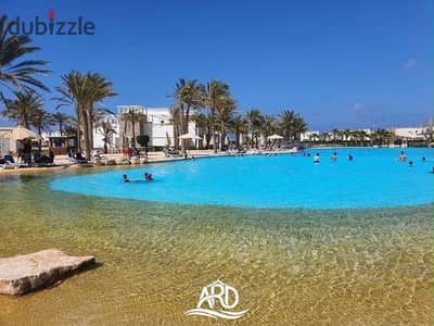 شاليه للايجار في امواج الساحل الشمالي – Amwaj North Coast ب اطلاله على حمام السباحه