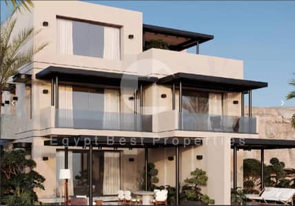 بنتهاوس بمقدم 5% على البحر فى سوماباى فى موقع مميز