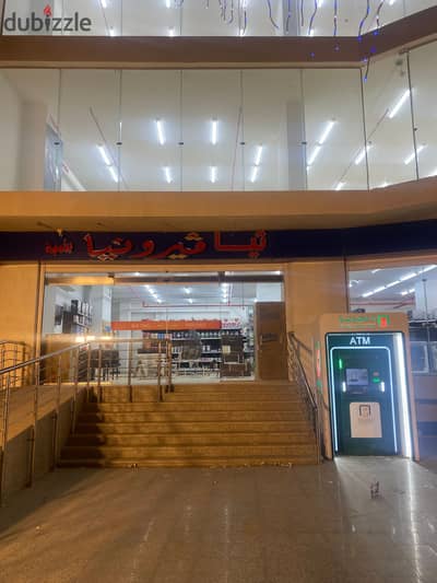 مول كامل بقلب مدينة 6 اكتوبر مرخص تجارى اداري تشطيب سوبر الترا تشطيب كامل يصلح للبنوك وكول سنتر والهايبرات والشركات الكبرى والتوكيلات من المالك مباشرة
