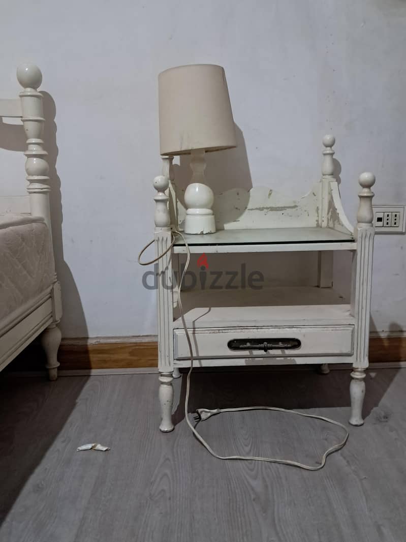 king size bed with two side tables 1