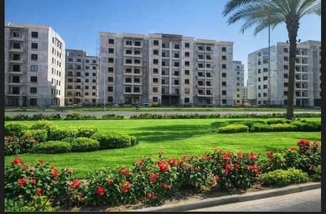 شقتك 99م استلام اقل من سنه متشطبه ب الكامل بلوكيشن مميز وبمقدم 875 الف واقساط متساوي علي 10 سنوات بتوتال سعر 8,750,000