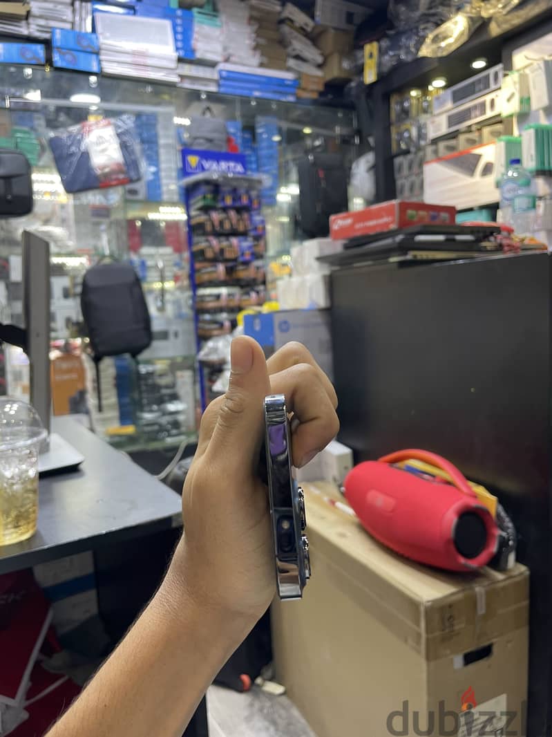 Apple - iPhone 13 Pro 1