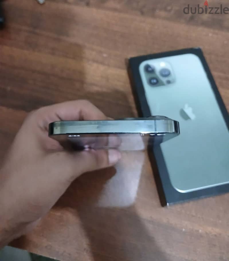 iPhone 13 Pro Max 4