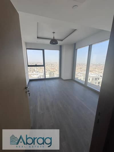 Apartment for rent, 191 sqm, featuring 3 bedrooms, a kitchen, and air conditioning; super-lux finish. Located in Zed Towers, Sheikh Zayed. . . .