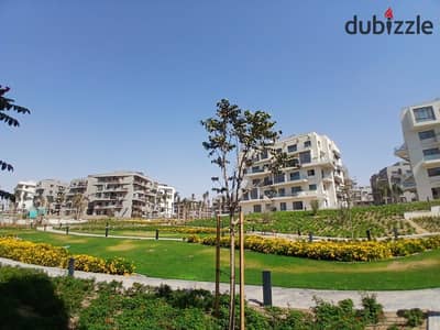 بنتهاوس للإيجار مفروش بالكامل فيو علي لاندسكيب  4 غرف نوم في كمبوند فيليت  مرحلة V Residence