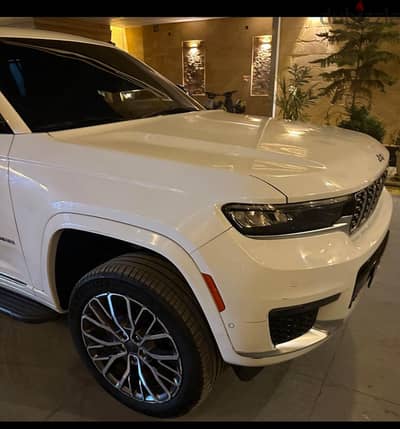 jeep grand Cherokee summit 2023 fabric wakeel