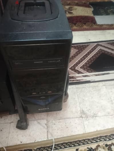 بيع كمبيوتر