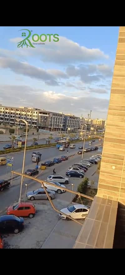 شقة 145م للبيع بمدينة 6 أكتوبر – الحي الثالث | على المحور المركزي مباشرة