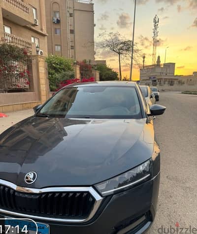 سكودا أوكتافيا 2022