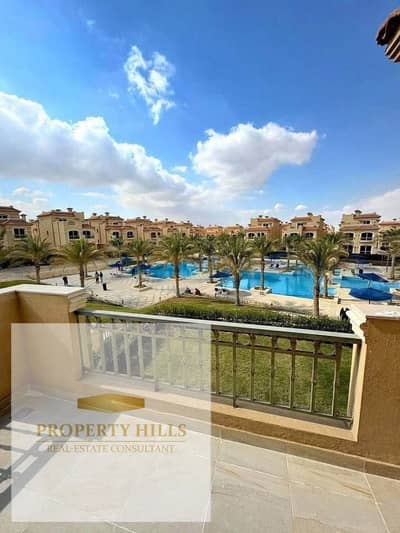 Corner townhouse, ready for viewing, directly opposite Madinaty, with the longest installment period from La Vista.