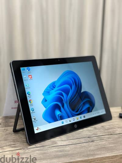 HP x2 612 pro G2    بسعر مميز جدا حاله ممتازه