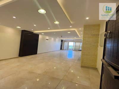 Apartment  165m² with Open View Landscape Directly on South 90th Street Suitable For Office Located in Residential Building Front Mivida Emaar & AUC