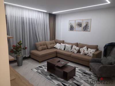 شقه مفروشه للايجار فى مدينتي B15