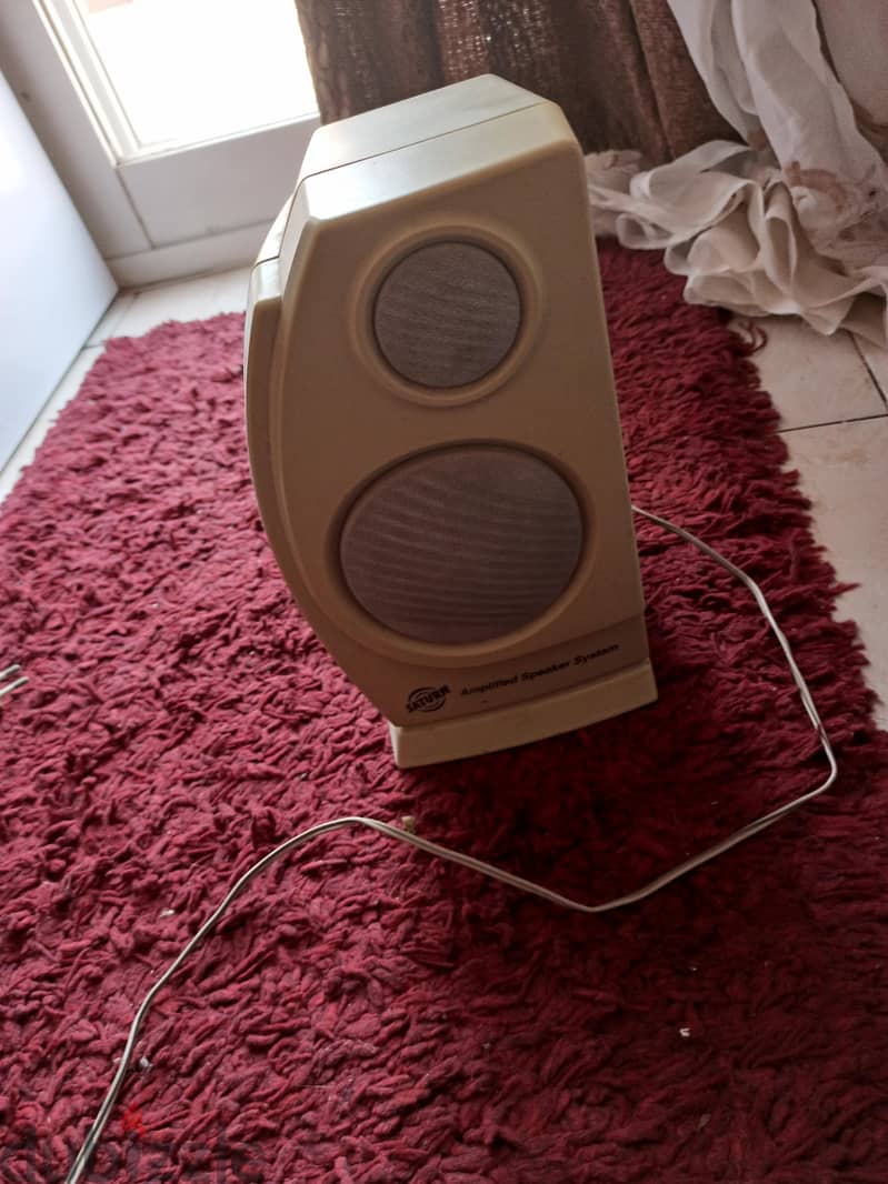 desktop speakers للبيع 1