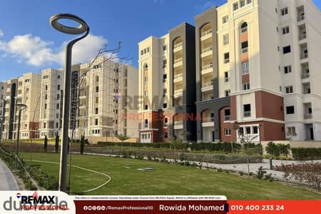 Prime space, old price, open view apartment for sale in Alex West