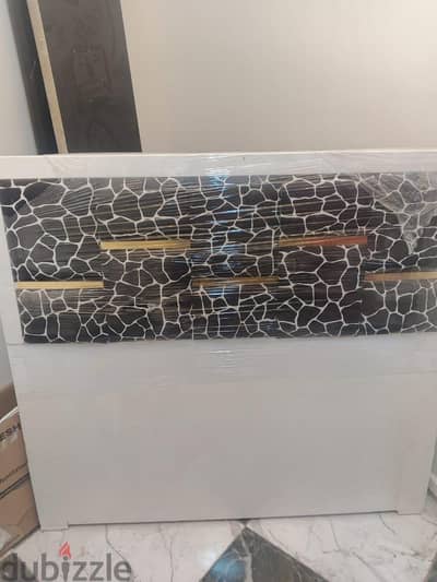 سرير اطفال فردى