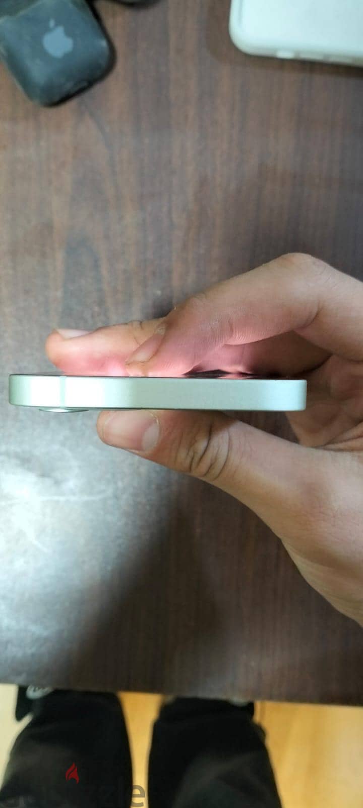 iPhone 12 4