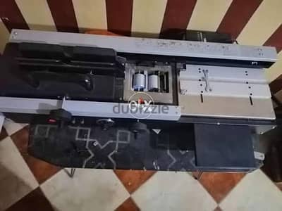 ماكينة بشر نص اتوماتيك  ومقص A3  استعمال