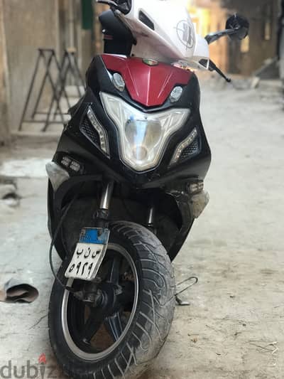 اسكوتر حوا R8