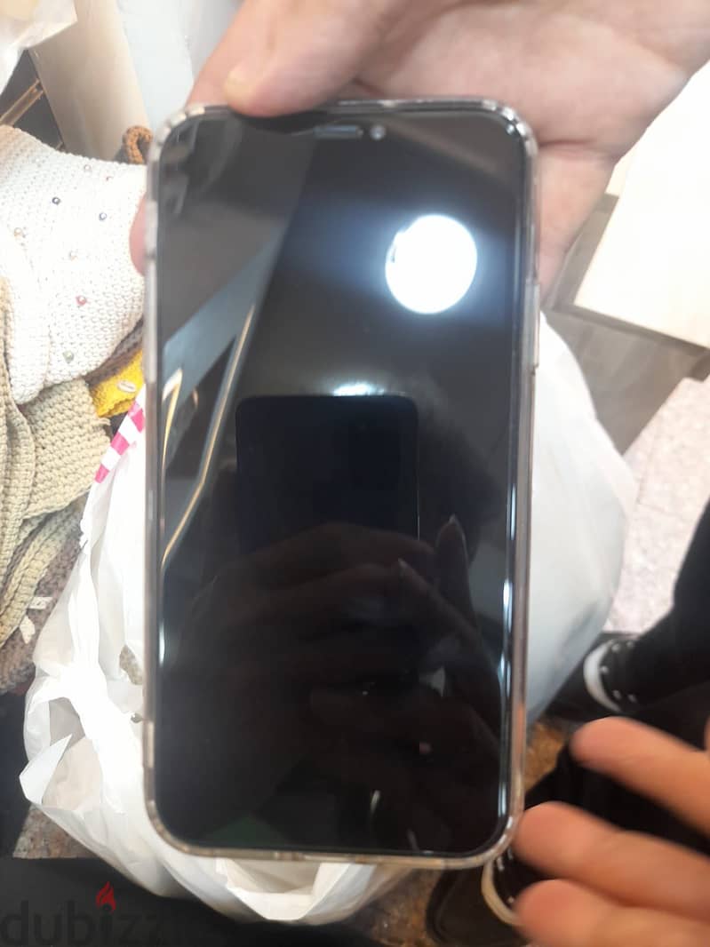 Apple - iPhone XR 3