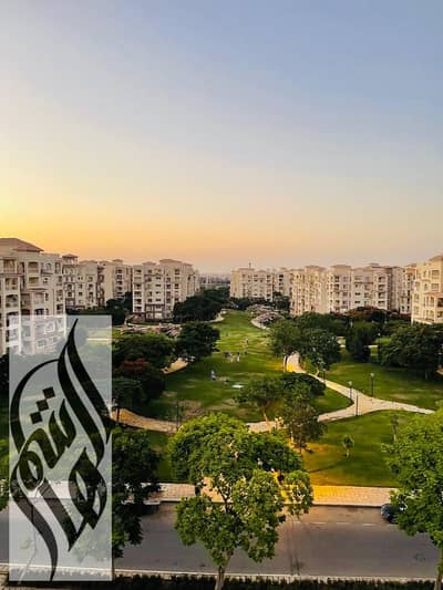 135 sqm cash apartment in Madinaty B1, wide garden view, premium finishes, near Open Air Mall & services. 135 sqm cash apartment in Madinaty B1, wide garden view, premium finishes, near Open Air Mall & services.