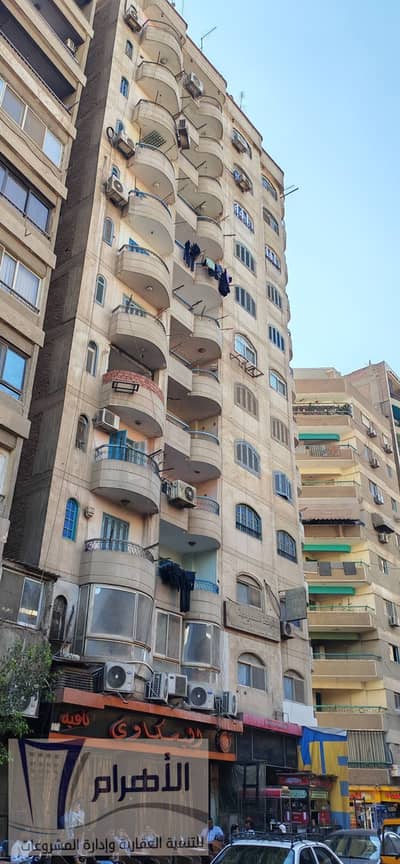 Super Lux Apartment 165m on King Faisal Main Street next to Al-Shabrawi in the Printing House for Sale