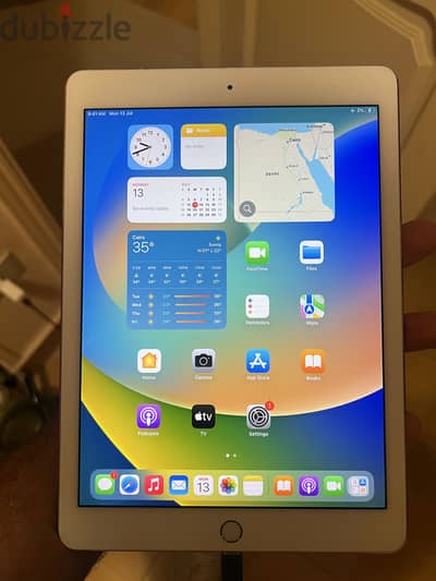 iPad pro 9.7 - 32GB - Rose Gold - original box and charger