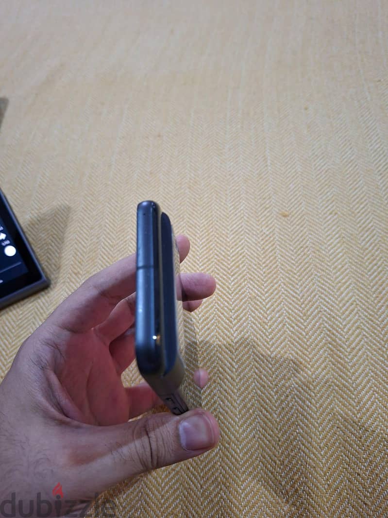 Google Pixel 8 5