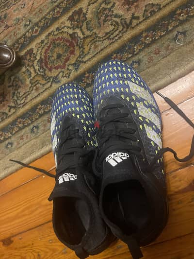 جزمه adidas مقاس 43