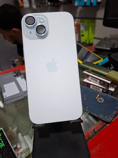 آبل - آيفون 15