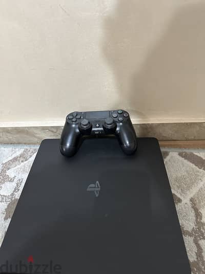Ps4 slim بلايستيشن فور سليم