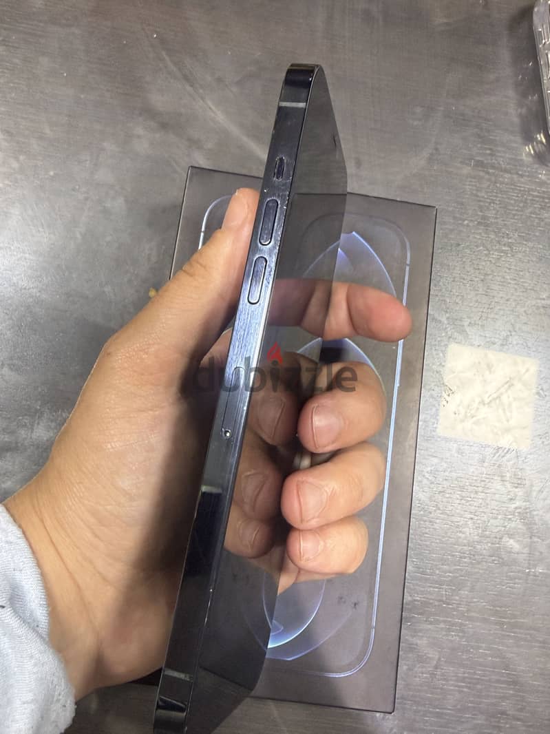 iPhone 12 pro max  256g 3