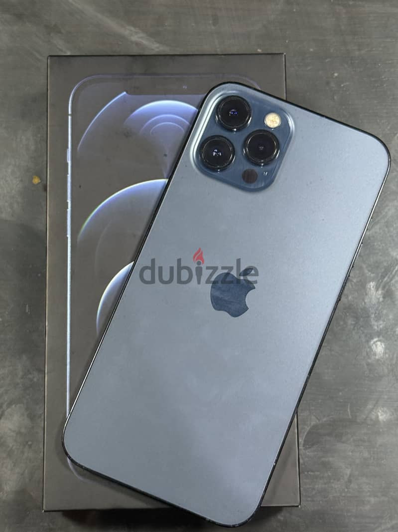 iPhone 12 pro max  256g 7
