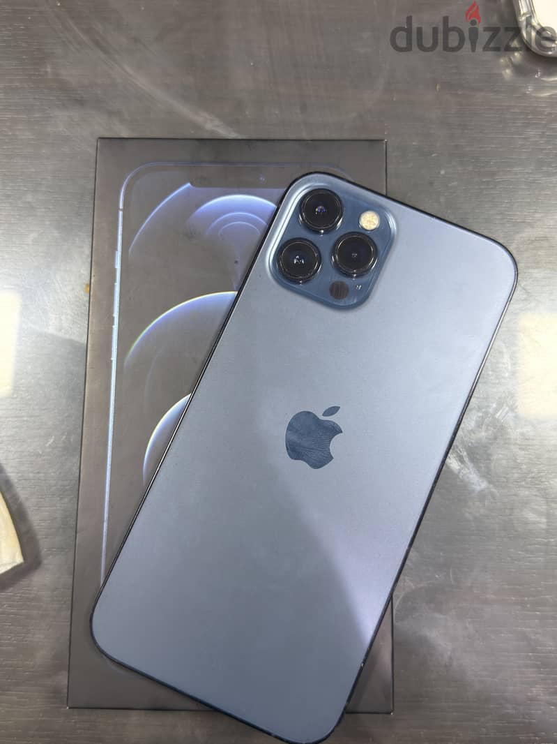 iPhone 12 pro max  256g 8